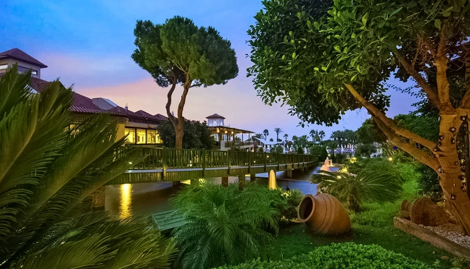 هتل بلیس دلوکس آنتالیا